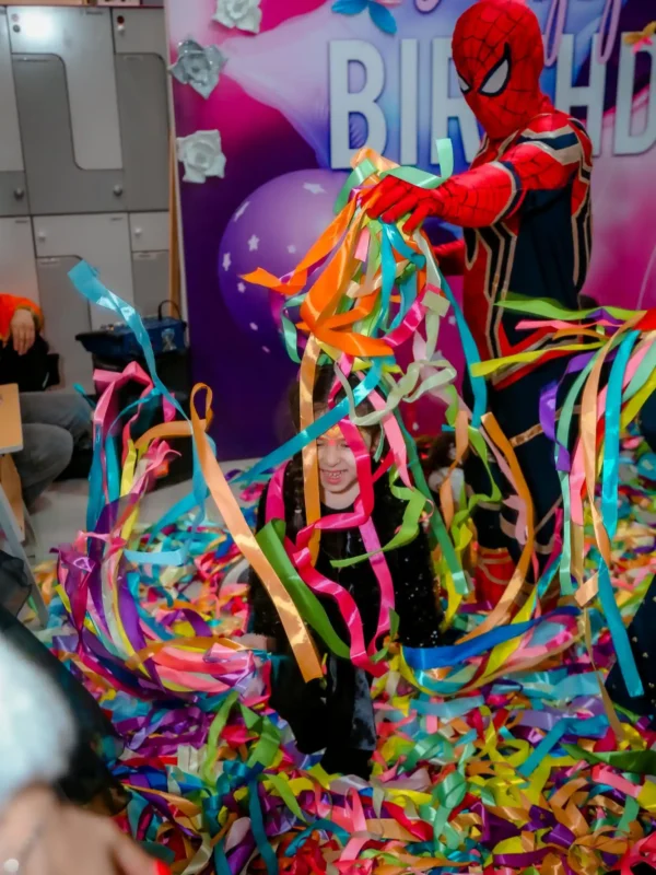 Ленточное шоу